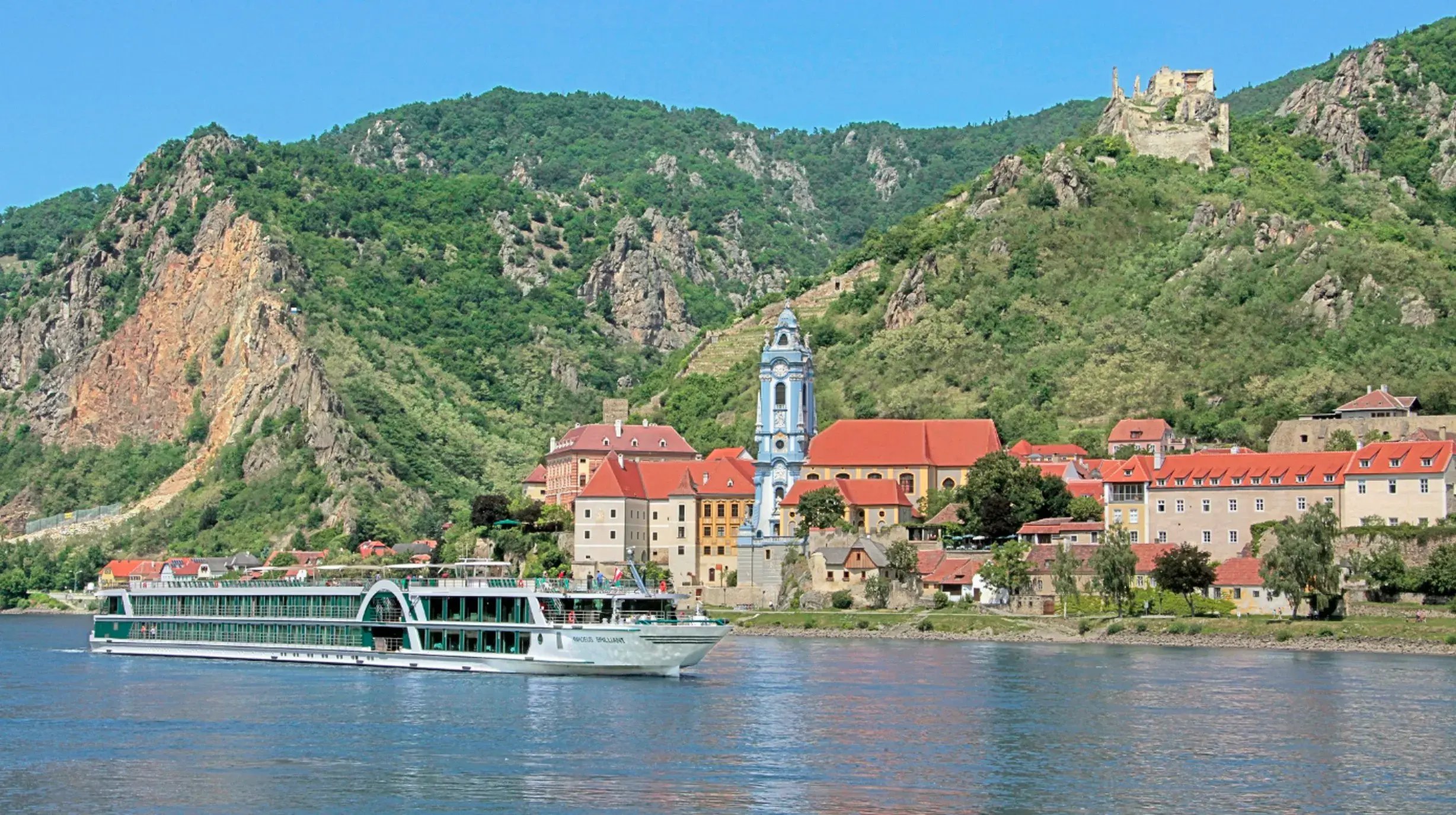 Riviercruises Hongarije Amadeus Brilliant Durnstein 1