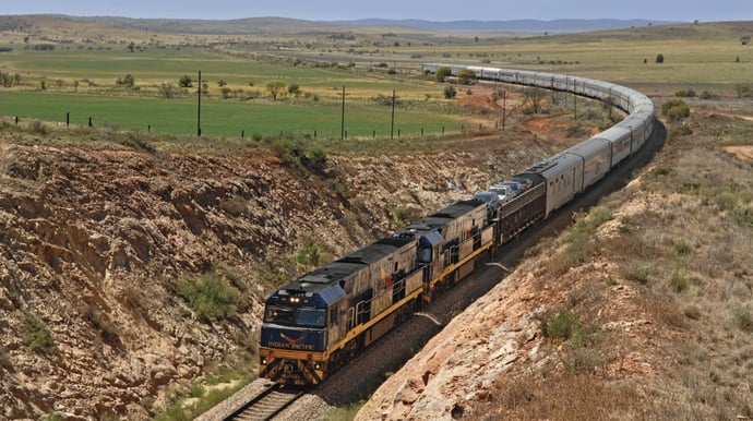 Stap in Perth aan boord van de beroemde Indian Pacific voor een 5-daagse reis naar Sydney 