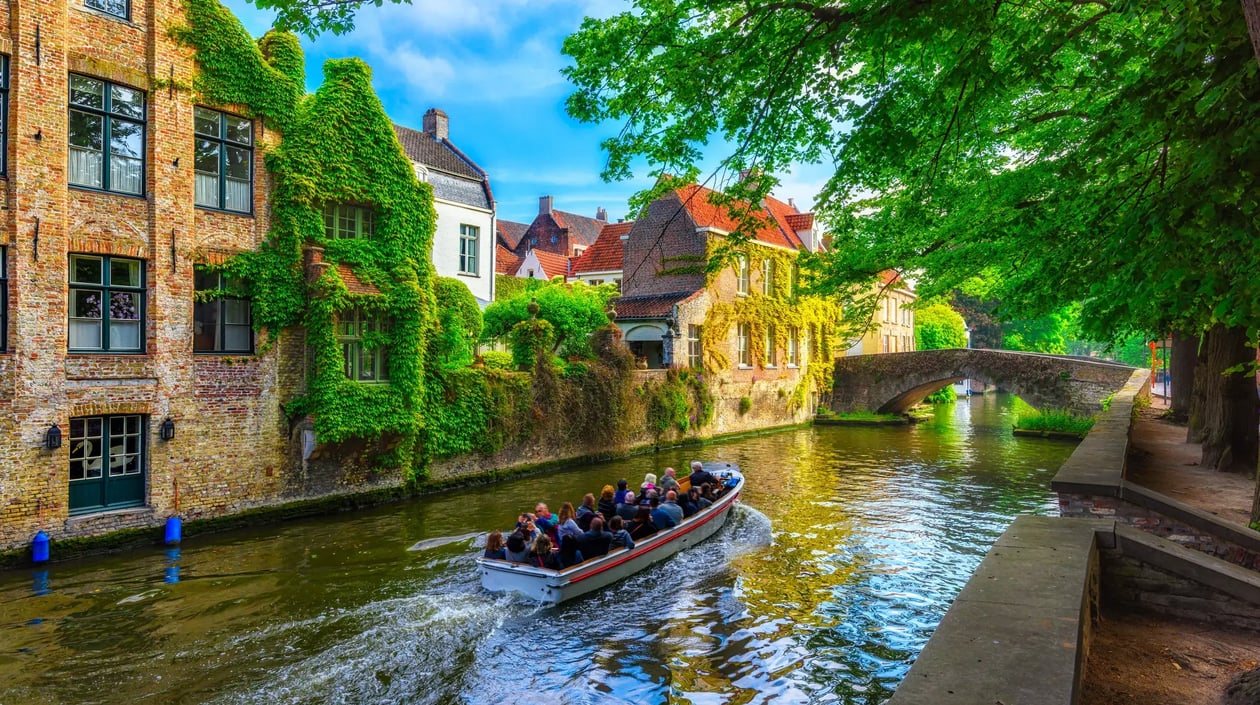 Brugge shutterstock_1504268921