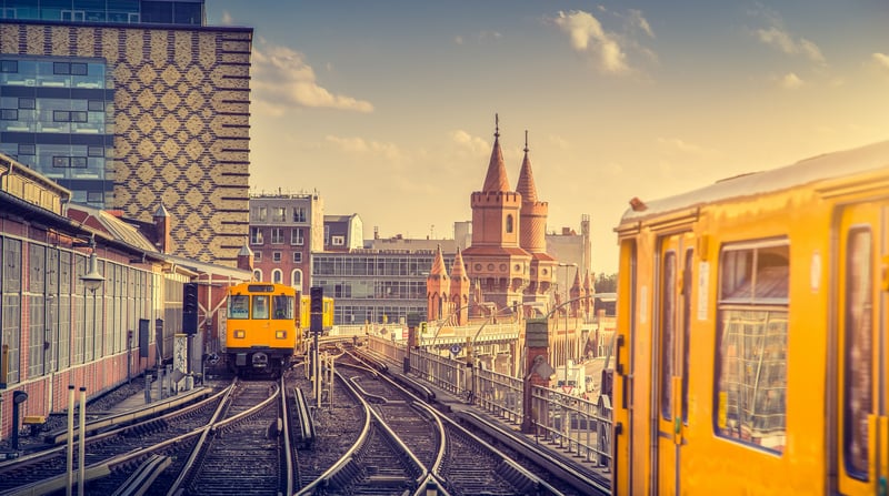 Berliner U-Bahn, Berlijn shutterstock_530420983