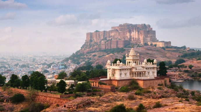 11-daagse treinreis van Mumbai naar Delhi met de privétrein  Maharajas' Express