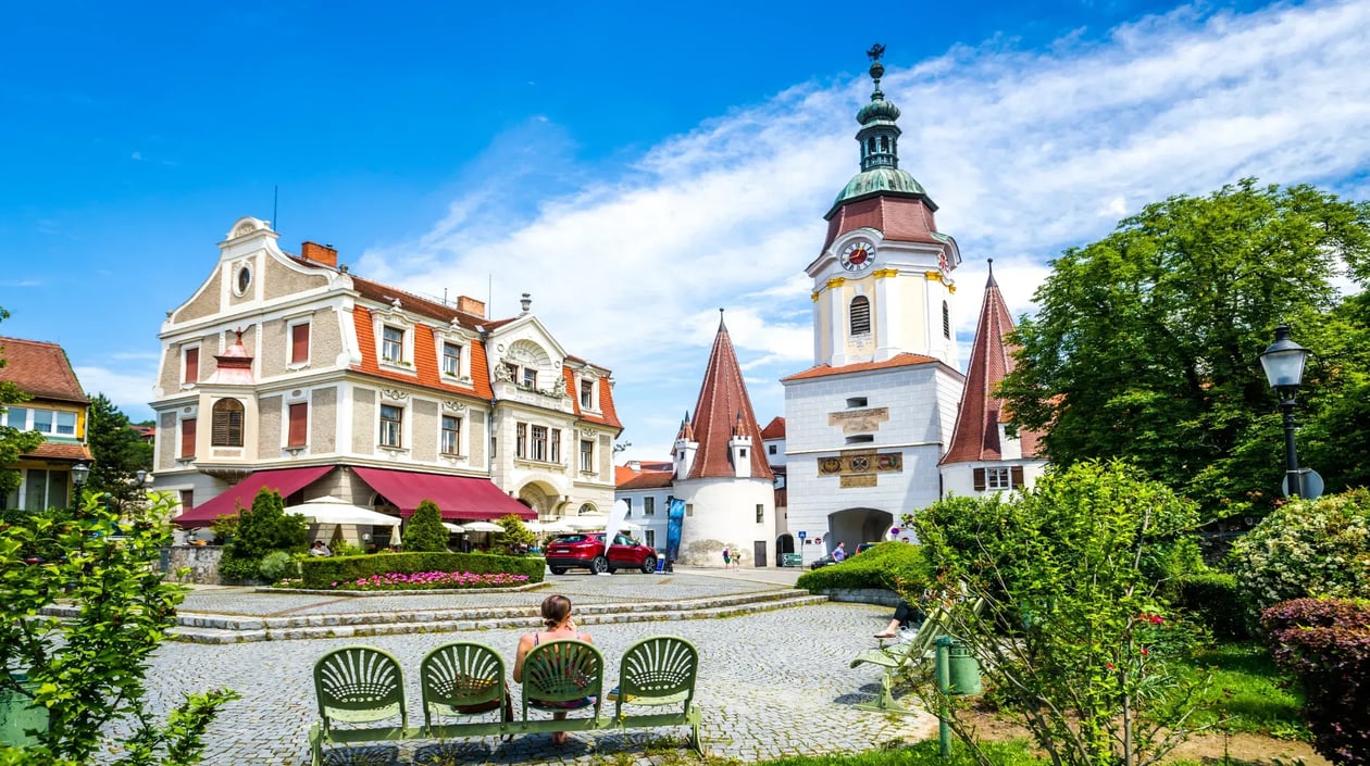 shutterstock Krems_676005559 (1)