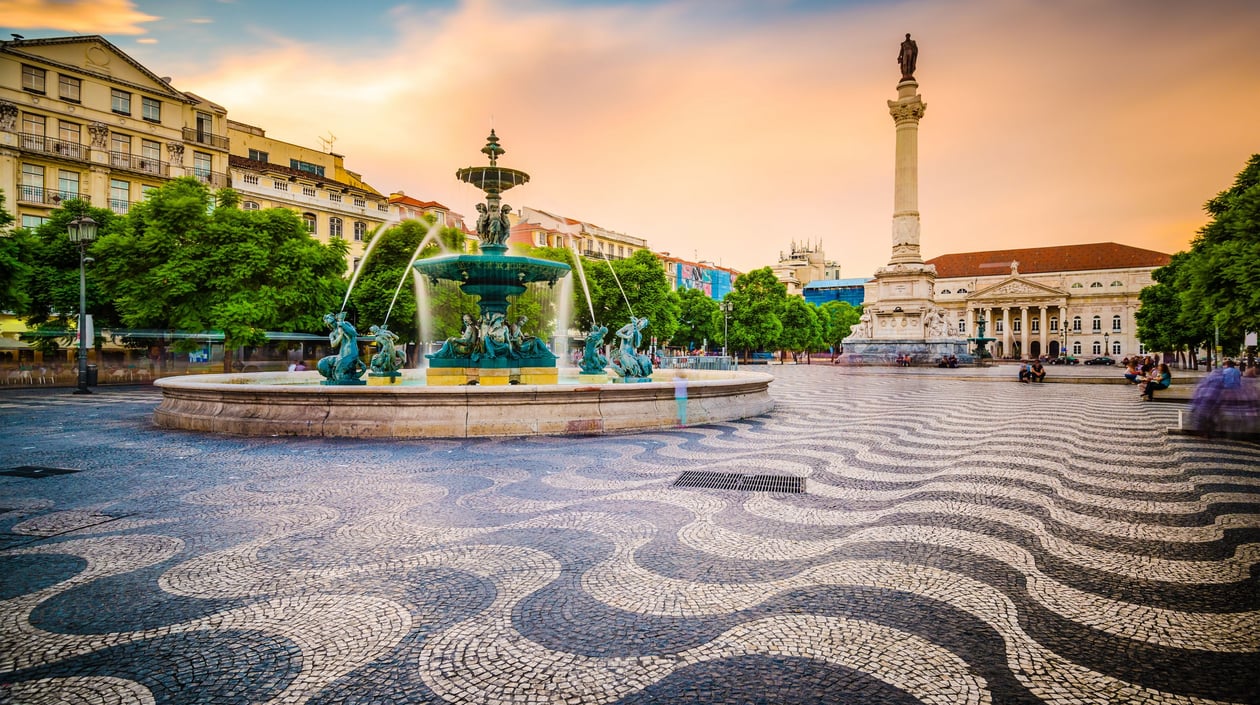 shutterstock_259701329 Rossio Square