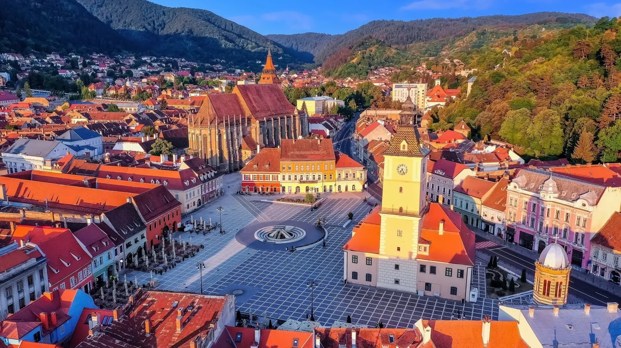 Brasov, oude stad, shutterstock_2291619309