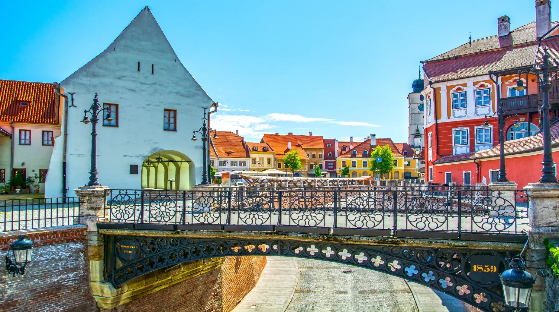 Sibiu, Liars Bridge, shutterstock_1727626456