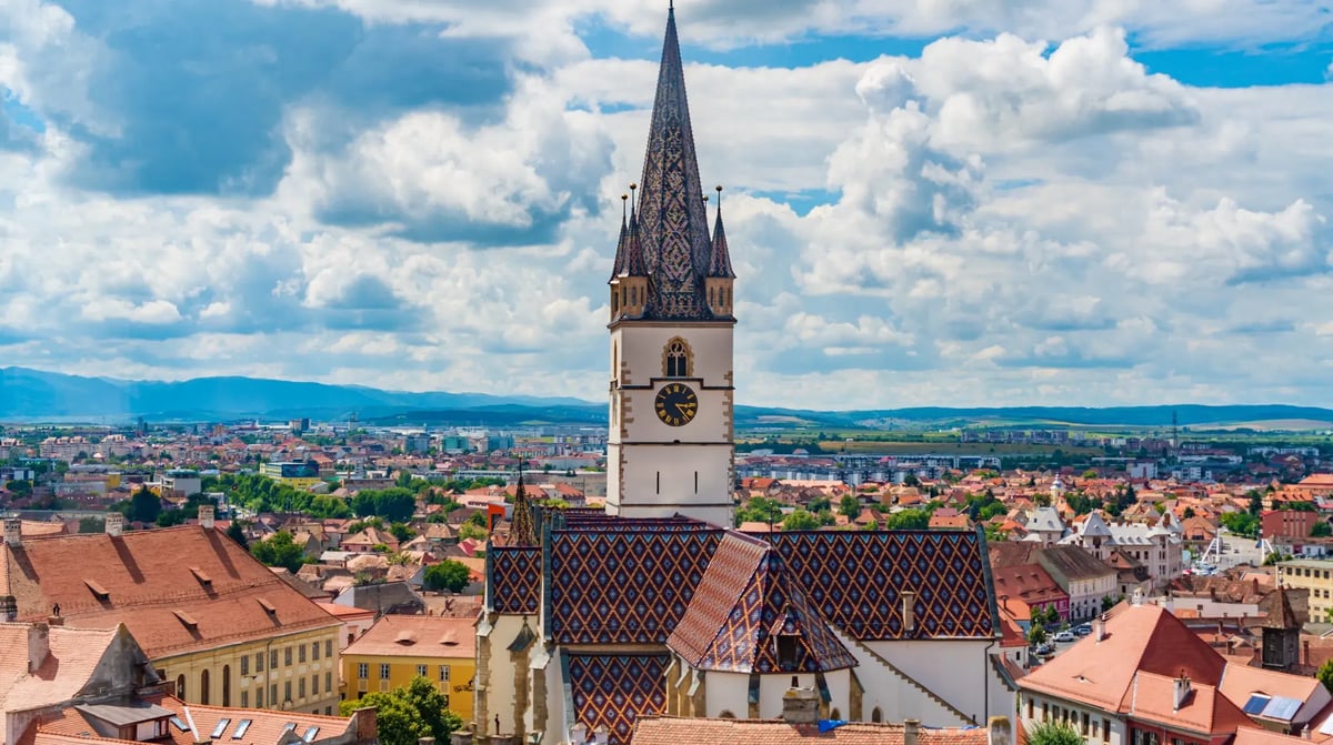 Sibiu, Lutheran Cathedral, shutterstock_2415701183