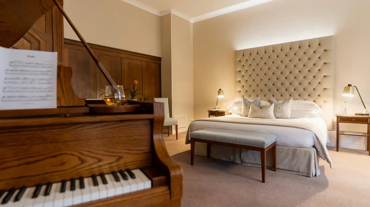 Ashdown Park Hotel Studio Suite