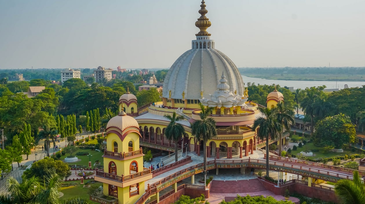 Ganges mayapur_ ISKCON_lightbox